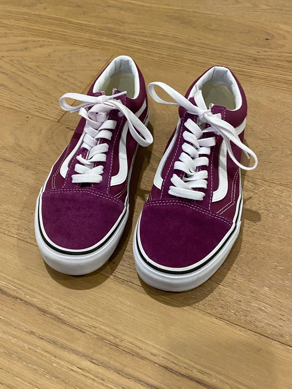 Vans Old Skool Sneakers in Plum with White Stripe